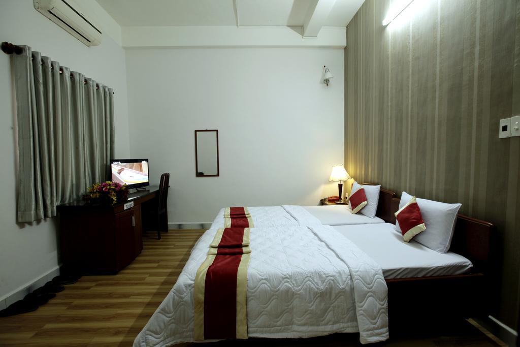 Tan Da Hotel Хошимин Экстерьер фото